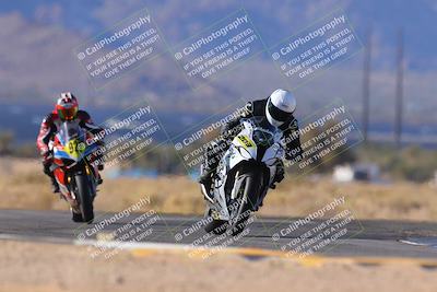 media/Dec-17-2023-CVMA (Sun) [[bf0c04832d]]/Race 2 Amateur Supersport Open/